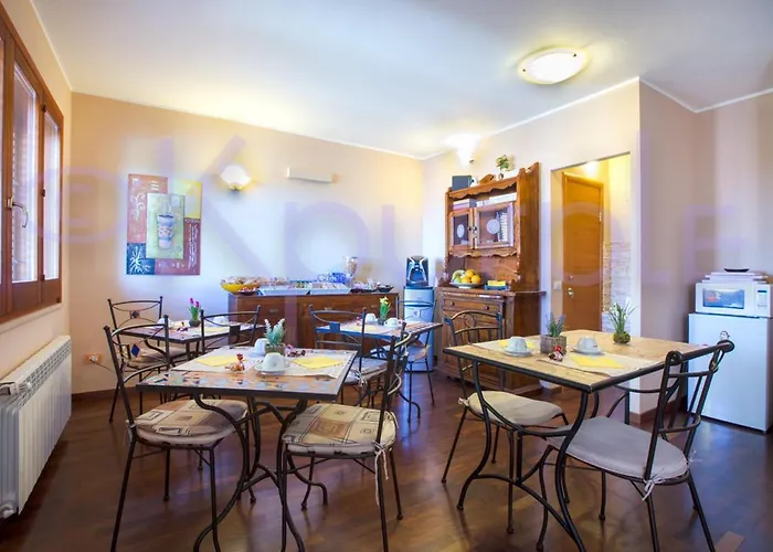 Vendégház Le Api Cagliari